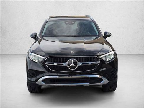 Certified 2025 Mercedes-Benz GLC 350e 4MATIC image 2