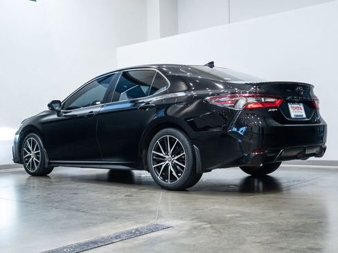 Certified 2023 Toyota Camry SE w/ Convenience Package image 7