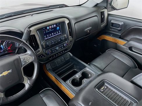 Used 2017 Chevrolet Silverado 1500 High Country image 28