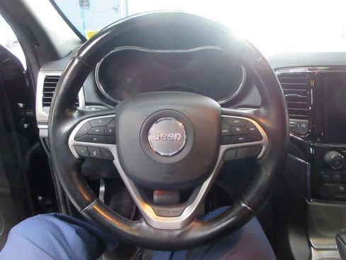 Used 2021 Jeep Grand Cherokee Limited AWD/4WD image 15
