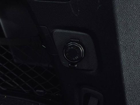 Used 2023 Subaru Outback Limited image 11