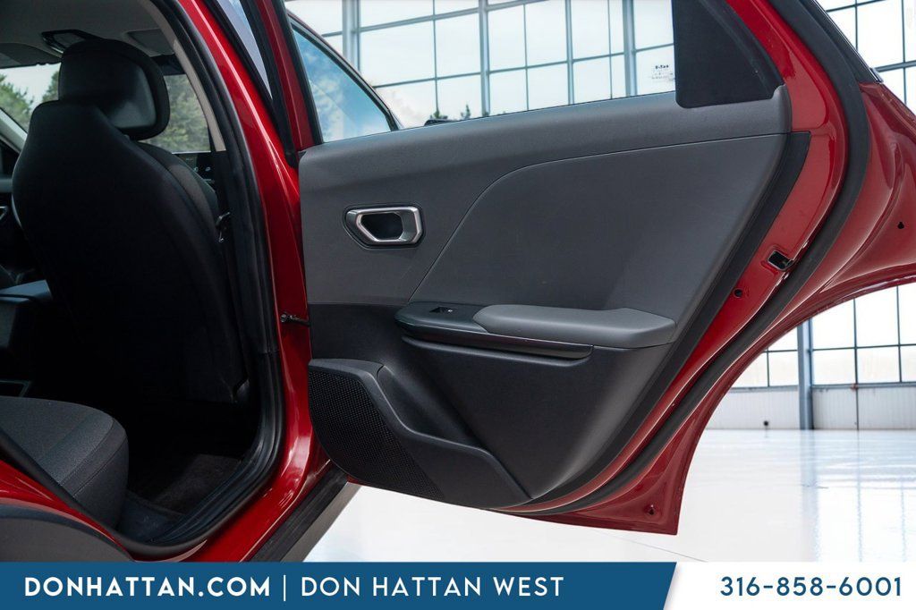 Used 2025 Kia K4 FWD image 22