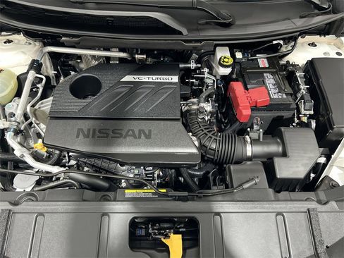 Used 2023 Nissan Rogue SV image 26