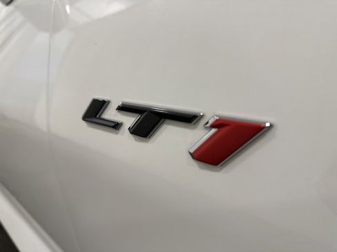 Used 2023 Chevrolet Camaro LT w/ Technology Package image 29