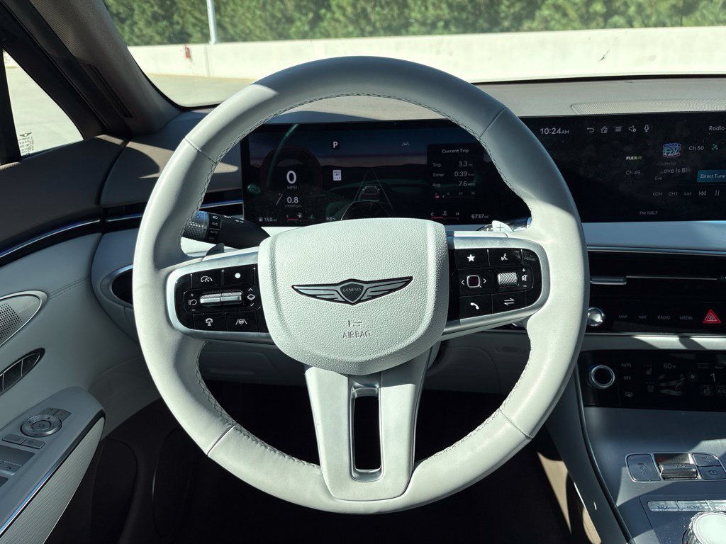 Used 2026 Genesis GV70 2.5T Advanced AWD/4WD image 9