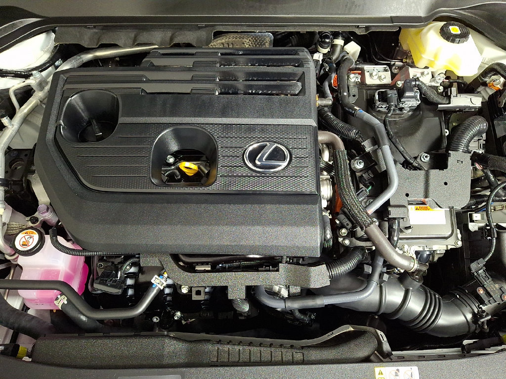 Used 2026 Lexus UX 300h AWD w/ Accessory Package (2T) image 29