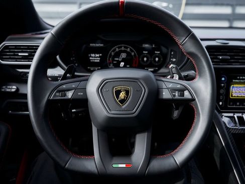 Used 2024 Lamborghini Urus Performante AWD/4WD image 64