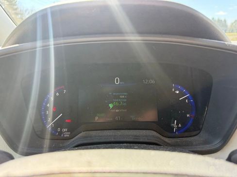 Used 2022 Toyota Corolla LE image 10