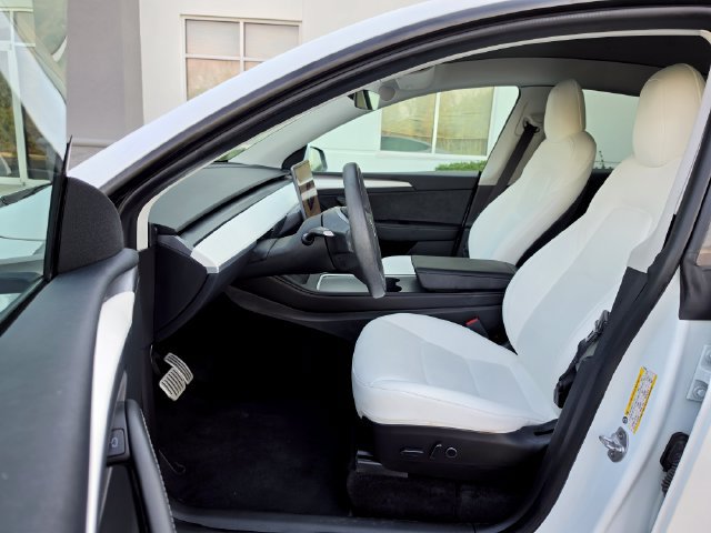 Used 2022 Tesla Model Y Performance AWD/4WD image 20