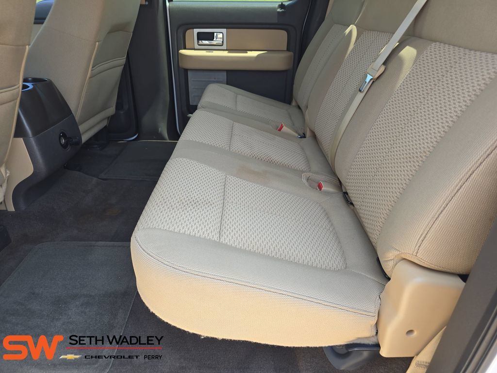 Used 2011 Ford F150 XLT w/ XLT Chrome Pkg AWD/4WD image 13