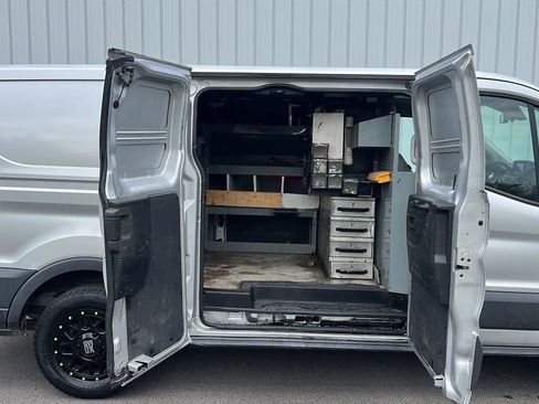 Used 2018 Ford Transit 150 130 Low Roof RWD image 17