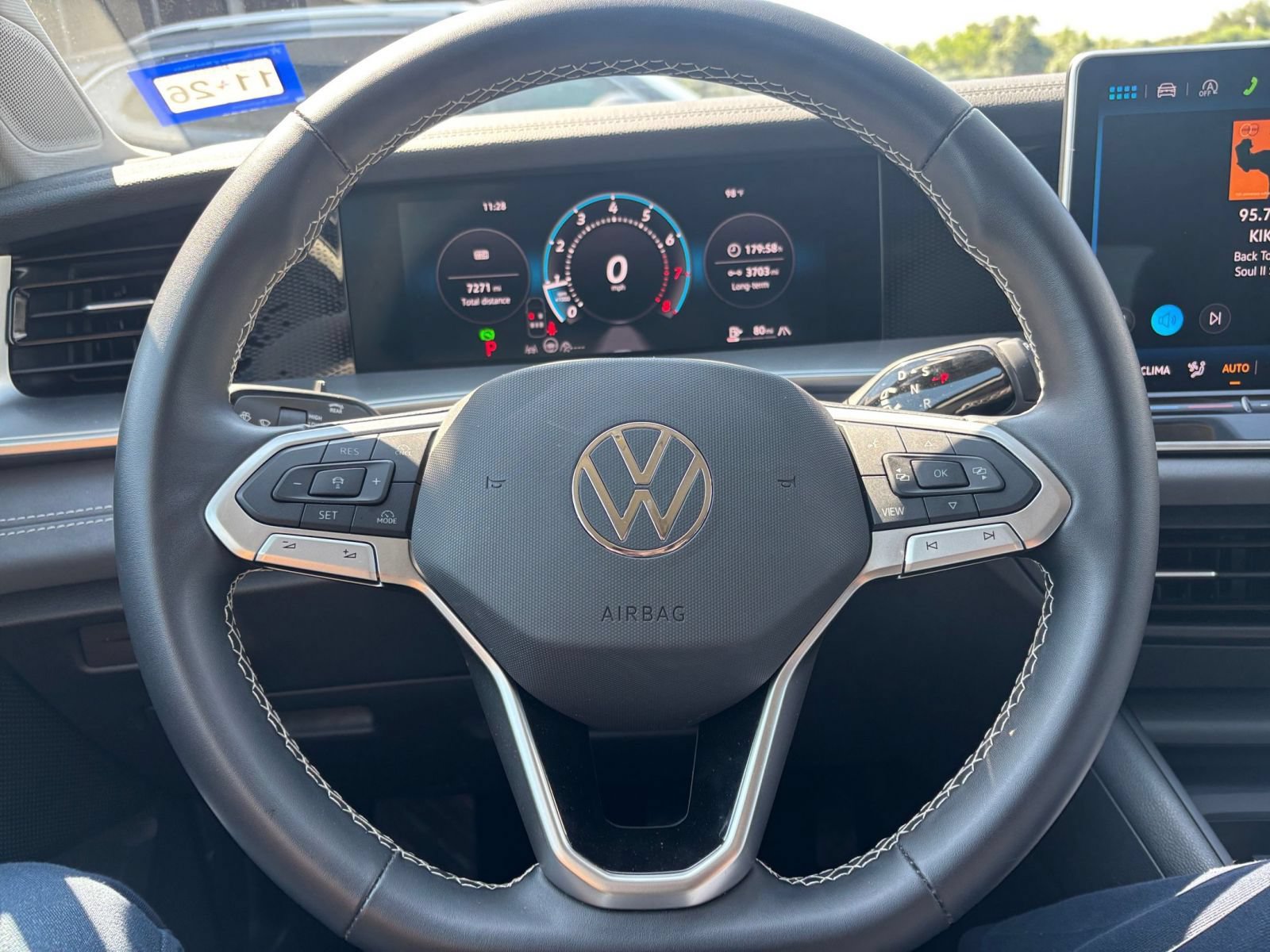 Used 2026 Volkswagen Tiguan SE AWD/4WD image 29