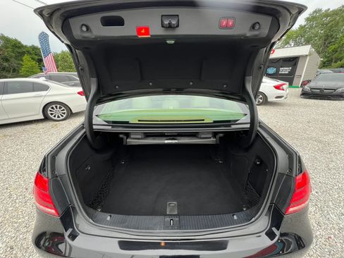 Used 2014 Mercedes-Benz E 350 4MATIC Sedan image 10