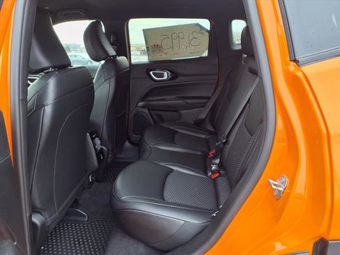 New 2026 Jeep Compass Latitude AWD/4WD image 20