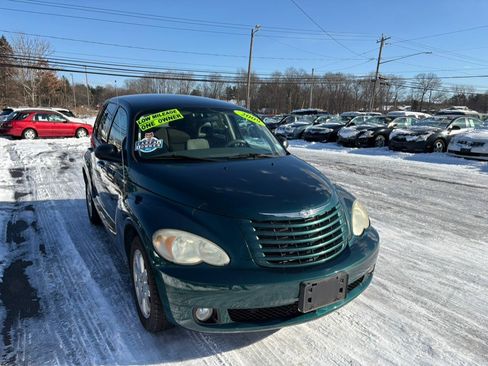 Used 2009 Chrysler PT Cruiser Touring image 1