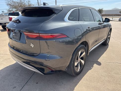 Used 2023 Jaguar F-PACE S image 7