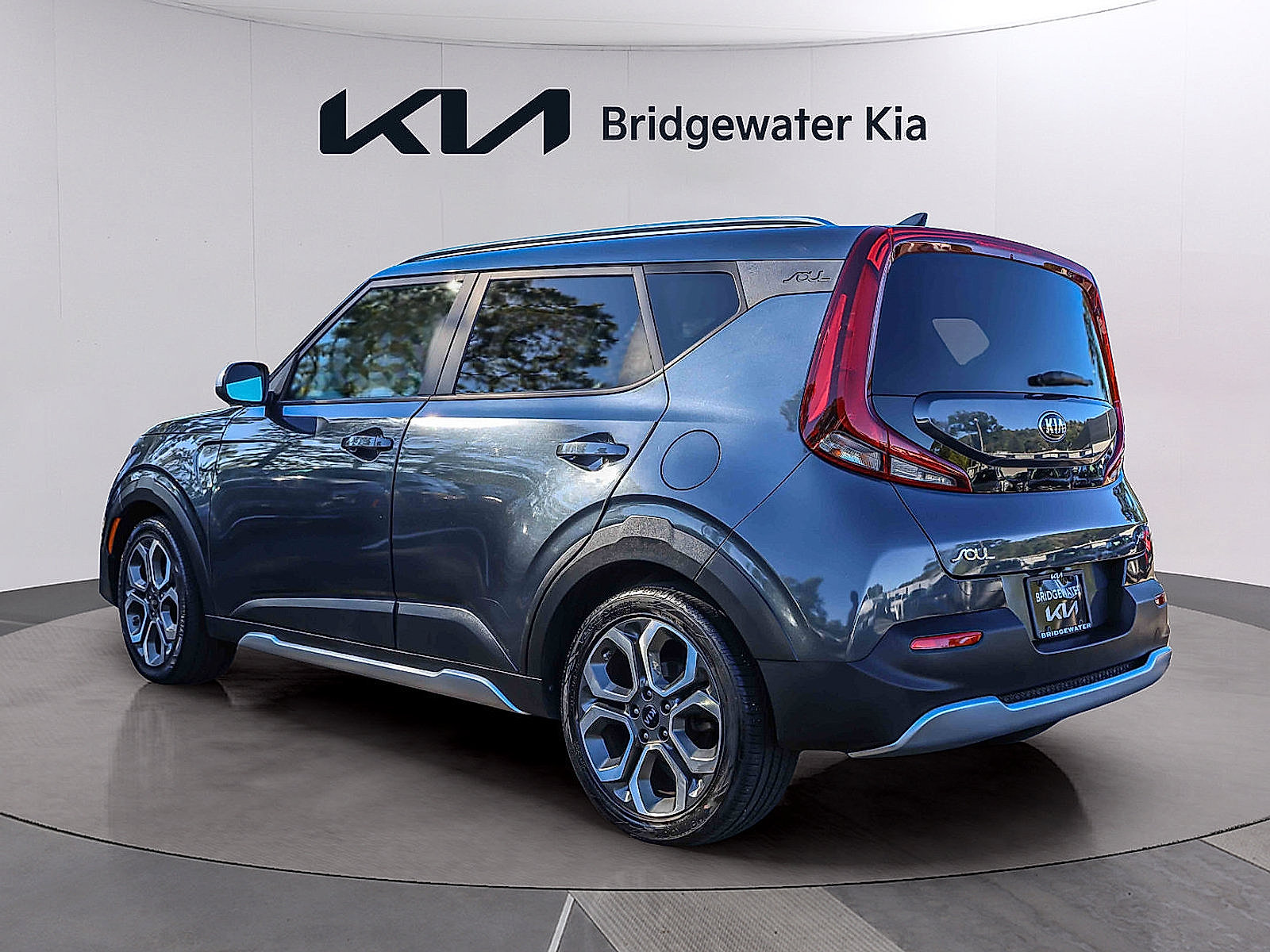 Used 2020 Kia Soul X-Line FWD image 4