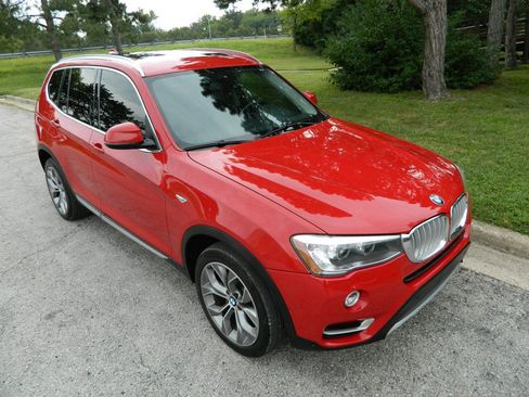 Used 2015 BMW X3 xDrive28i AWD/4WD image 3