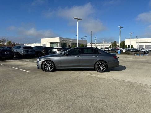 Used 2023 Mercedes-Benz E 450 4MATIC Sedan image 7