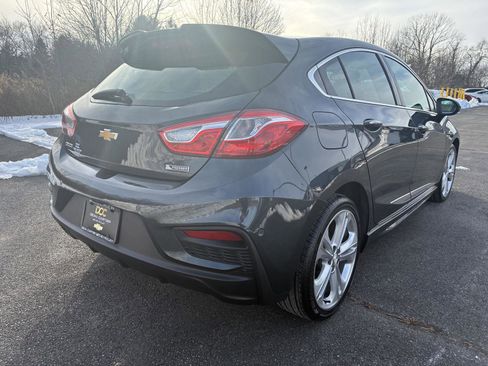 Used 2018 Chevrolet Cruze Premier image 6