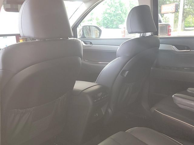 Used 2025 Hyundai Palisade SEL AWD/4WD image 13