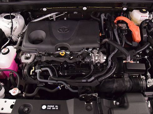 Used 2025 Toyota RAV4 XLE w/ Convenience Package AWD/4WD image 35