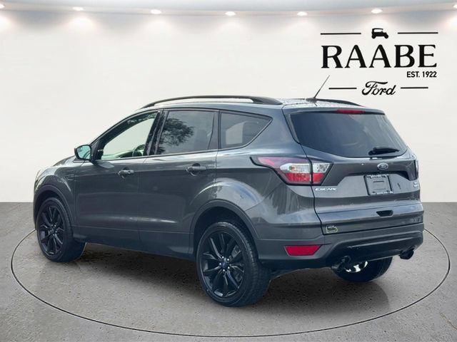 Certified 2018 Ford Escape SE w/ SE Sport Appearance Package AWD/4WD image 5
