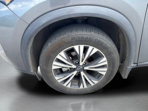 Used 2023 Nissan Rogue SV w/ SV Premium B Package FWD image 32