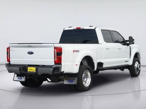 Used 2023 Ford F450 Lariat w/ Lariat Ultimate Package AWD/4WD image 6