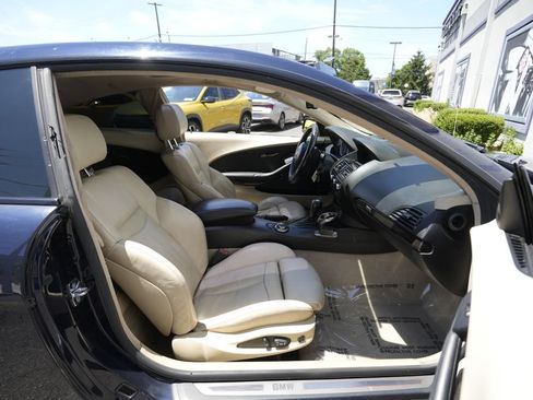 Used 2007 BMW 650i Coupe RWD image 24