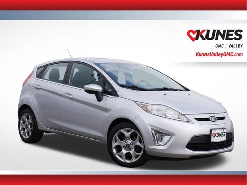 Used 2012 Ford Fiesta SES FWD image 1