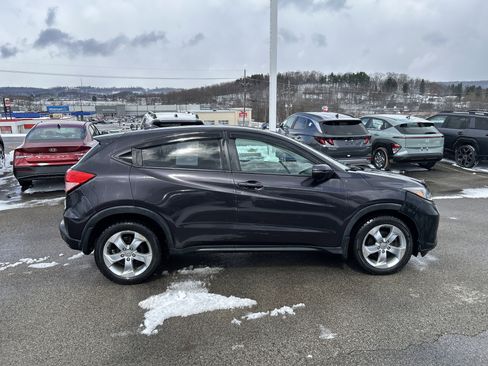 Used 2016 Honda HR-V EX image 5
