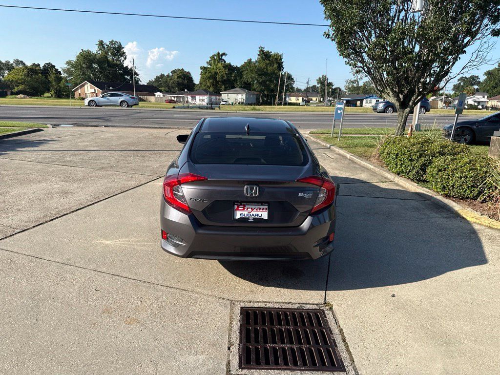 Used 2018 Honda Civic EX image 6