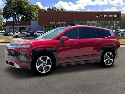 New 2026 Hyundai Ioniq 9 Limited AWD/4WD image 2