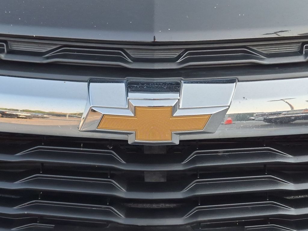 Used 2025 Chevrolet TrailBlazer LT AWD/4WD image 10