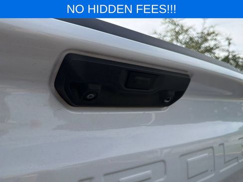Used 2023 Chevrolet Silverado 1500 LT w/ Protection Package RWD image 7