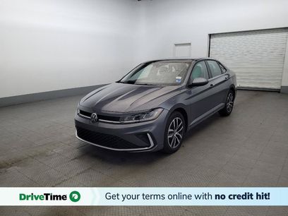 Used 2025 Volkswagen Jetta SE
