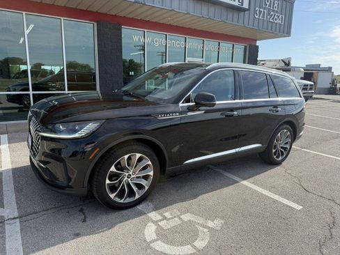 Used 2025 Lincoln Aviator Reserve w/ Illumination Package RWD image 1