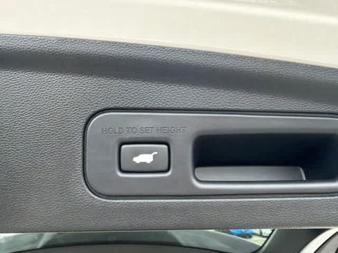 Used 2025 Acura MDX FWD w/ Technology Package image 24