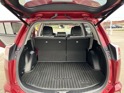 Certified 2018 Toyota RAV4 Limited image 19