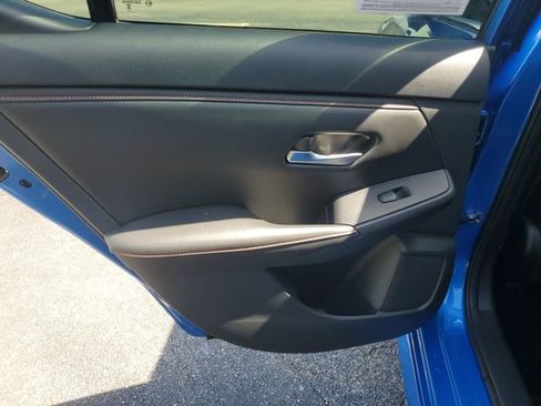 Used 2024 Nissan Sentra SR w/ SR Premium Package FWD image 7