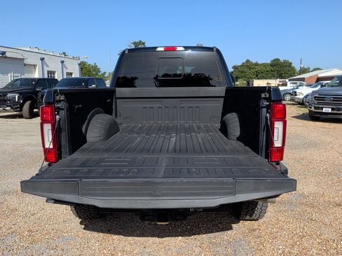 Used 2022 Ford F250 Lariat w/ Tremor Off-Road Package AWD/4WD image 37