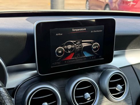 Used 2015 Mercedes-Benz C 300 4MATIC Sedan w/ Premium 1 Package image 33