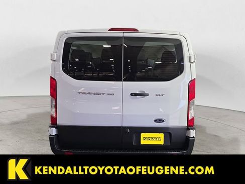 Used 2023 Ford Transit 350 XLT RWD image 4