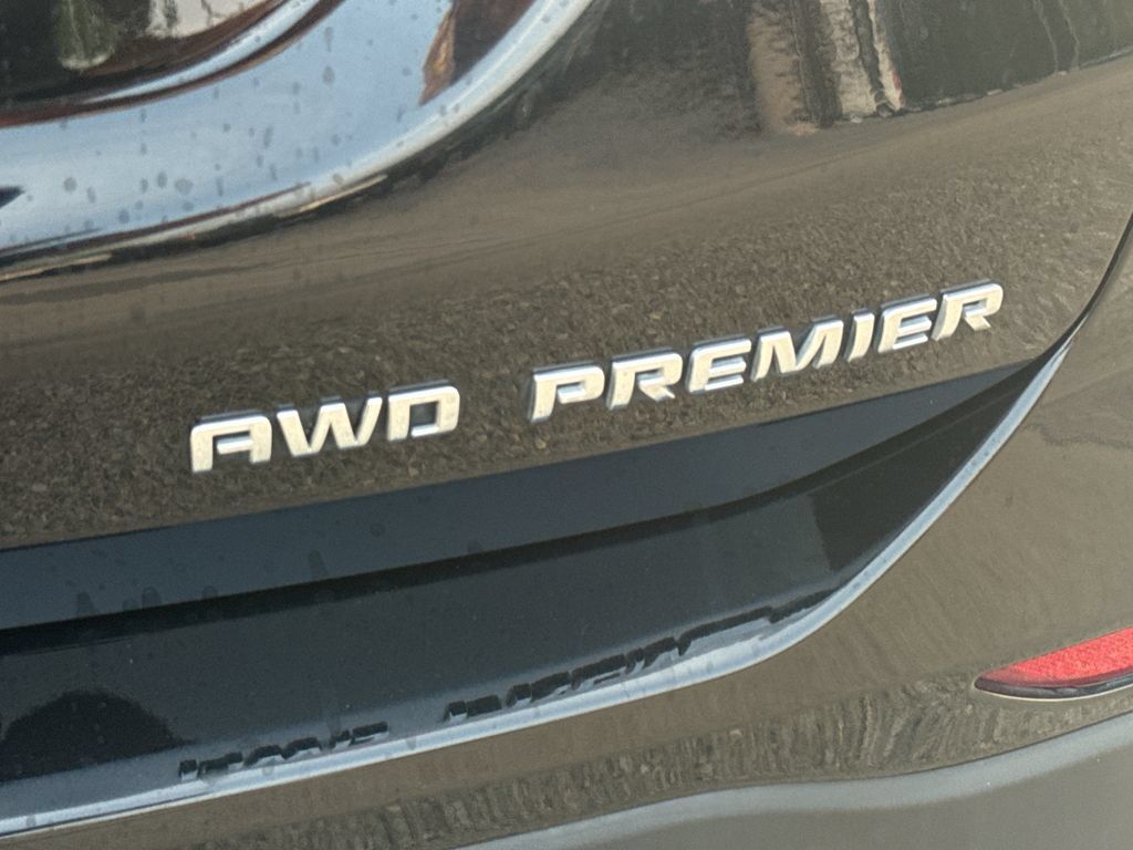 Certified 2024 Chevrolet Equinox Premier AWD/4WD image 8