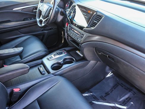 Used 2022 Honda Pilot Special Edition image 17