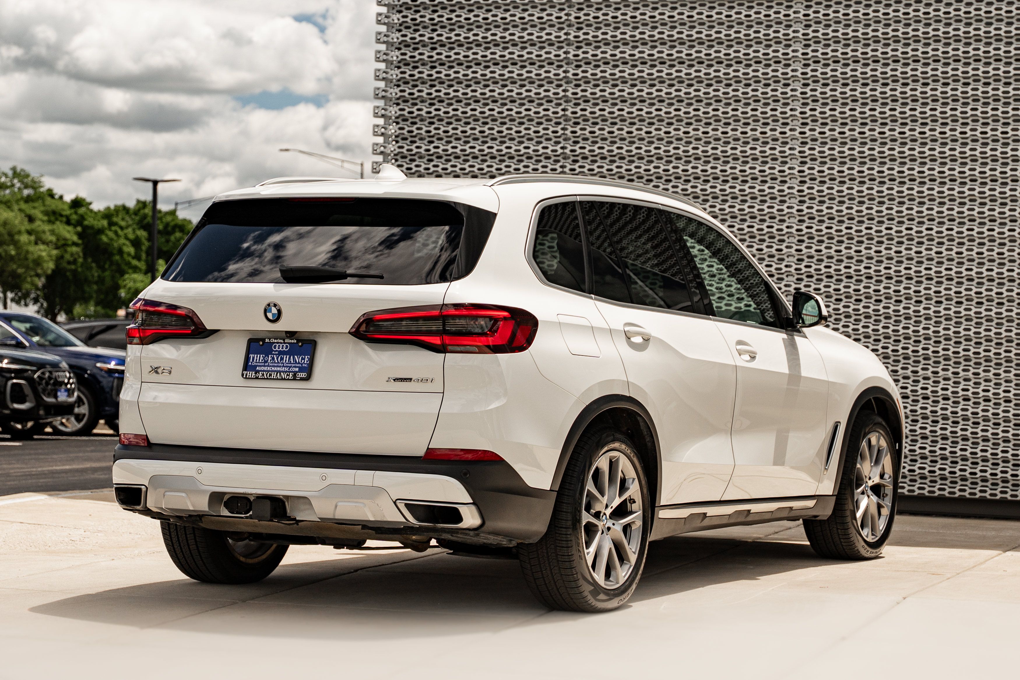 Used 2021 BMW X5 xDrive40i w/ Convenience Package AWD/4WD image 4