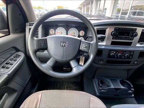 Used 2007 Dodge Ram 1500 Truck SLT image 6