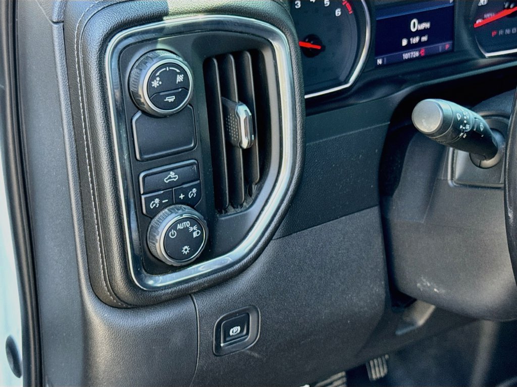 Used 2019 Chevrolet Silverado 1500 LT w/ All-Star Edition RWD image 10