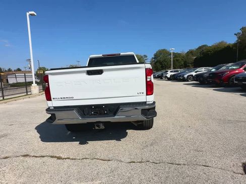 Used 2022 Chevrolet Silverado 3500 LTZ w/ Snow Plow Prep/Camper Package image 7